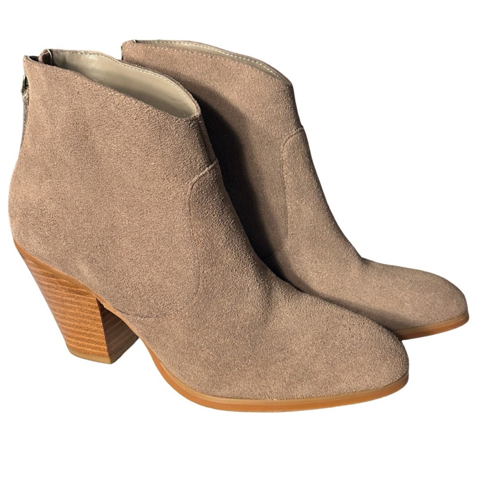 NWOT Tesori Taupe Suede Leather Western Toe Back Zip Ankle Booties Sz 5 Boots